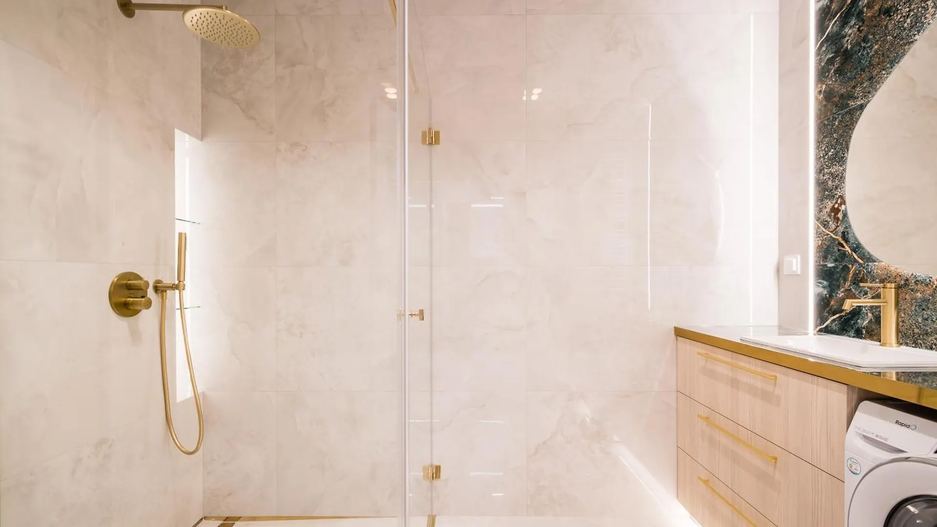 Greendustry Zablocie Luxury Apartments Wawelofts Krakow 0*,  Poland